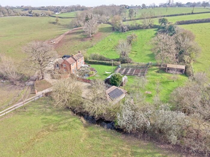 4 Bedroom Detached House For Sale In Gabb Lane, Apperley, Gloucester, GL19