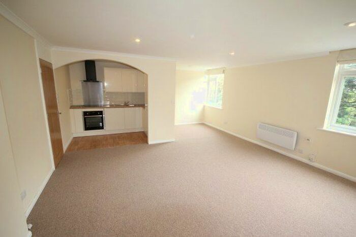 2 Bedroom Flat To Rent In Westacre Close, Bristol, BS10