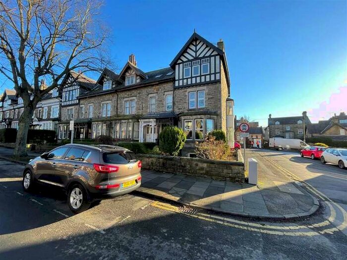 1 Bedroom Apartment To Rent In Dragon Parade, Harrogate, North Yorkshire, HG1