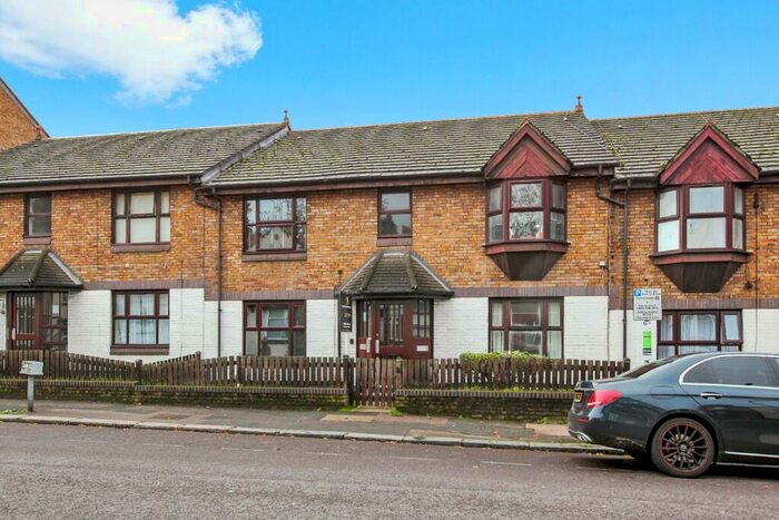 1 Bedroom Flat To Rent In Courthill Road, London, SE13