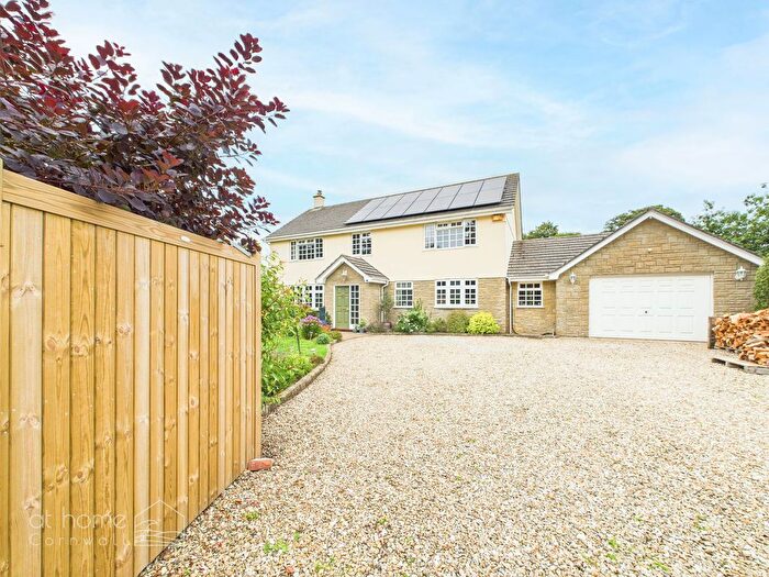 5 Bedroom Detached House For Sale In Alexandra Road, Illogan, Redruth, TR16