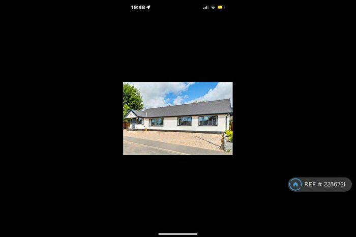 4 Bedroom Bungalow To Rent In Willow Cresent, Nottingham, NG4