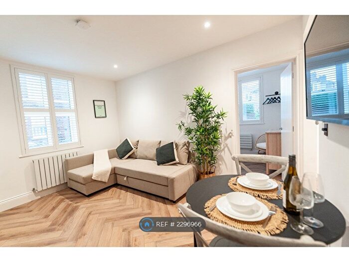 1 Bedroom Flat To Rent In Lincoln Street, York, YO26