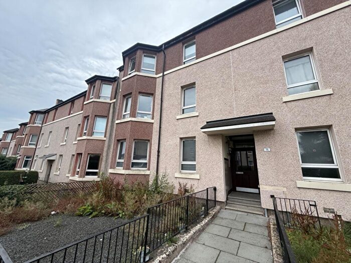 2 Bedroom Flat To Rent In Birchfield Drive, Scotstoun, G14