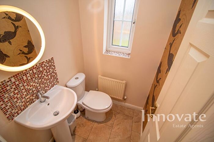 4 Bedroom Detached House For Sale In Mallen Drive, Tividale, Oldbury, B69