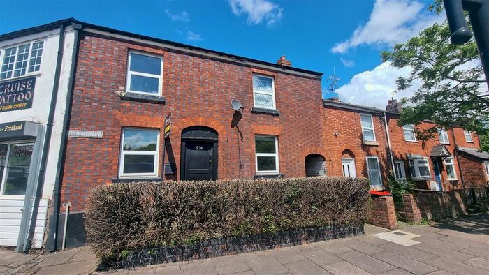 3 Bedroom Mews To Rent In High Street, Winsford, CW7