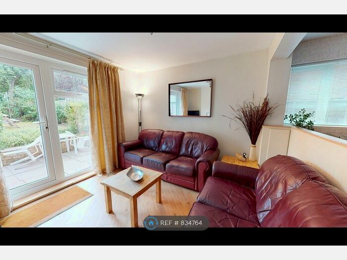 5 Bedroom Semi-Detached House To Rent In Arthur Street, Kenilworth, CV8