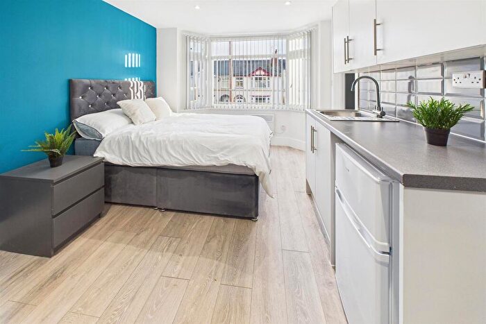 Studio To Rent In Wyken Avenue, Wyken, Coventry, CV2