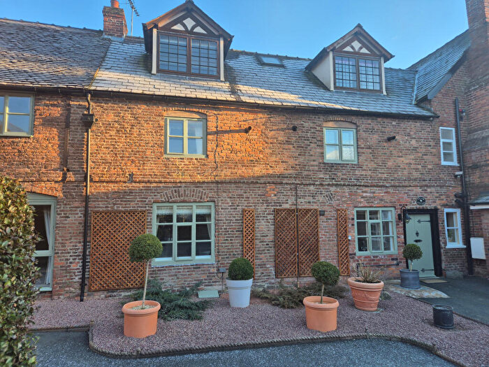 3 Bedroom Terraced House To Rent In North Road, Kingsland, Herefordshire, HR6