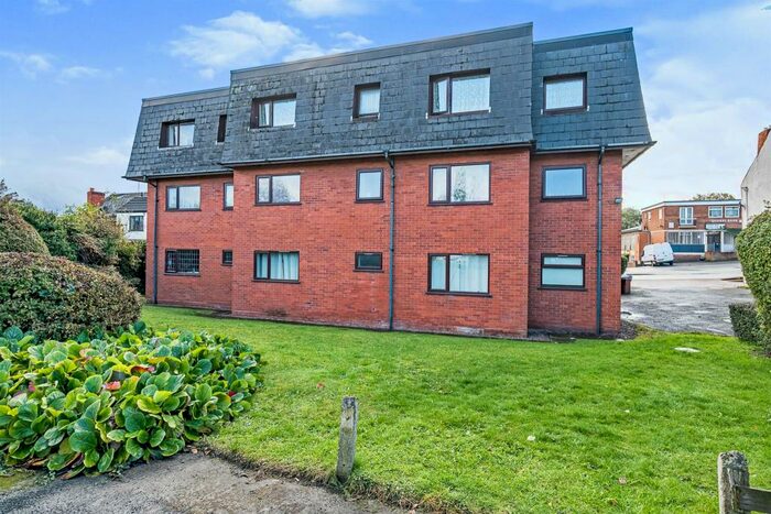 1 Bedroom Flat For Sale In High Street, Quarry Bank, Brierley Hill, DY5