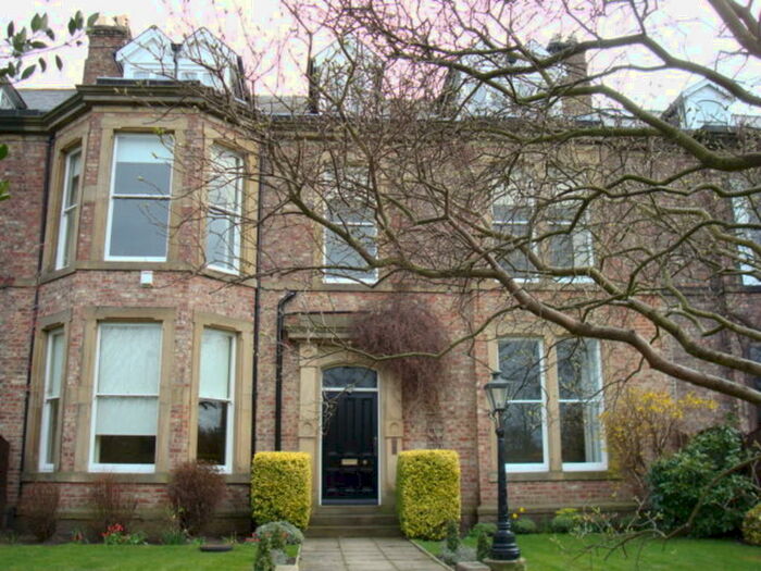 2 Bedroom Apartment To Rent In Abbotsford Terrace, Jesmond, Newcastle, Tyne And Wear, NE2