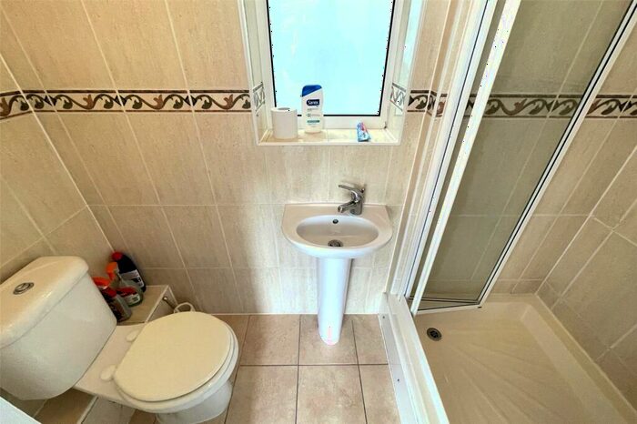 2 Bedroom Bungalow For Sale In Woodlands Road, Camberley, Surrey, GU15