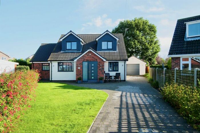 3 Bedroom Detached Bungalow For Sale In Scriven Grove, Haxby, York, YO32