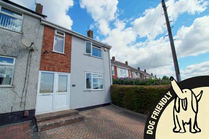 4 Bedroom End Of Terrace House To Rent In Cotswold View, Kingswood, Bristol, BS15