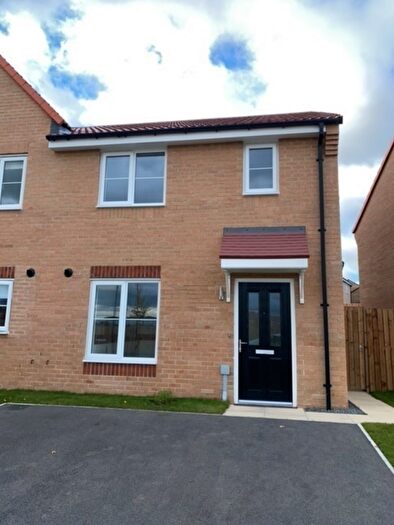 3 Bedroom Semi-Detached House To Rent In Alvertune Road, Yorkshire, DL6
