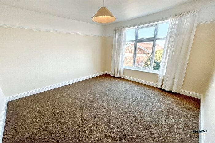 2 Bedroom Detached Bungalow To Rent In Buxton Lane, Holywell, CH8