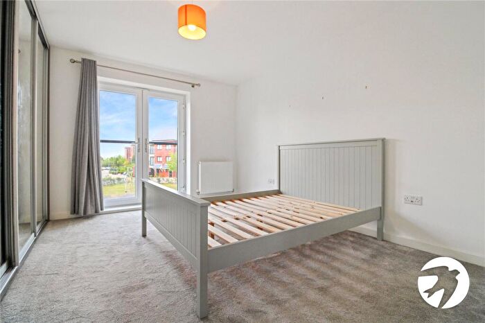 2 Bedroom Coach House To Rent In Caxton Park, Northfleet, Gravesend, Kent, DA11