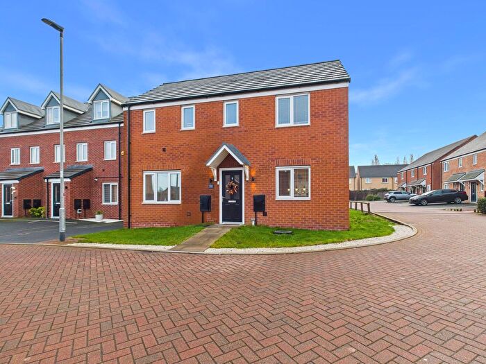 3 Bedroom Detached House For Sale In The Stables, Farcet, PE7