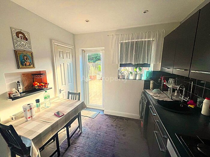 2 Bedroom Terraced House To Rent In Alcock Avenue, Mansfield, NG18