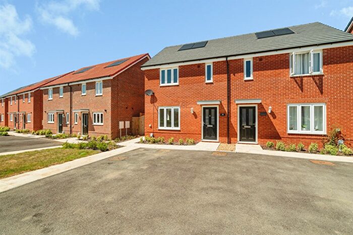 3 Bedroom Semi Detached House For Sale In Cunningham Drive, Eye, IP23