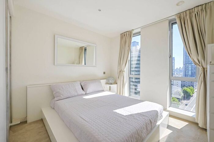 1 Bedroom Flat To Rent In Pan Peninsula, Canary Wharf, London, E14