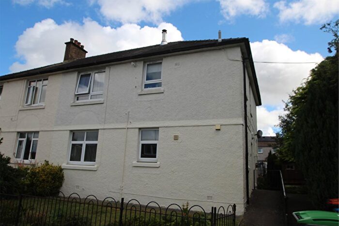 2 Bedroom Flat For Sale In High Street, Dalbeattie, DG5