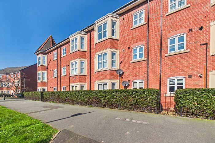 3 Bedroom Flat For Sale In Houston Gardens, Great Sankey, WA5