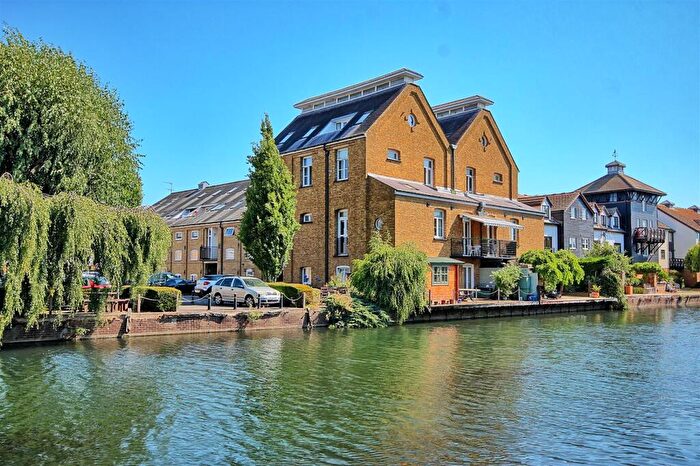 1 Bedroom Apartment For Sale In Omega Maltings - Ware - River Views, SG12