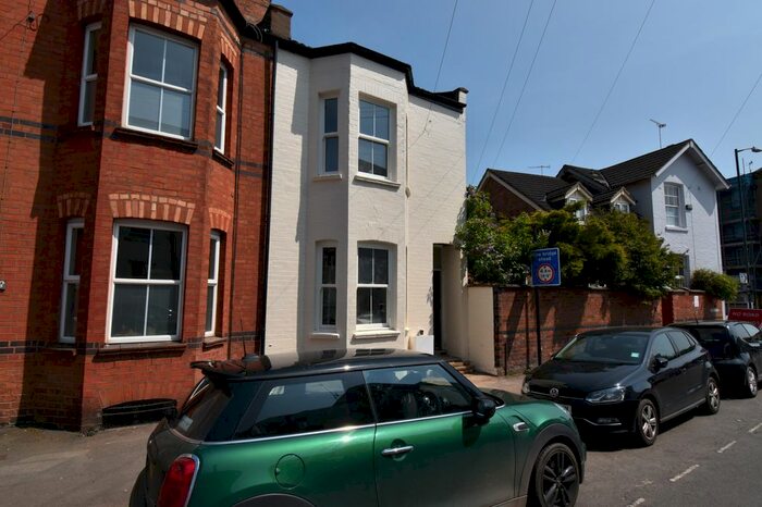 4 Bedroom End Of Terrace House To Rent In George Street, Leamington Spa, CV31