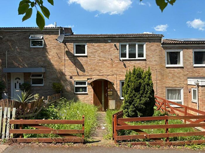 4 Bedroom House To Rent In Hawksmoor Way, Northampton, NN5