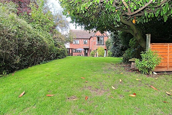 4 Bedroom Detached House For Sale In New Street, Castle Bromwich, Birmingham, B36