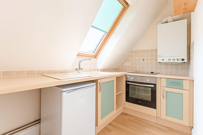 2 Bedroom Flat To Rent In Cherwell Road, Heathfield, TN21