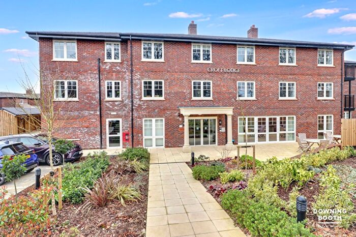 2 Bedroom Flat For Sale In The Green, Aldridge, Walsall, WS9
