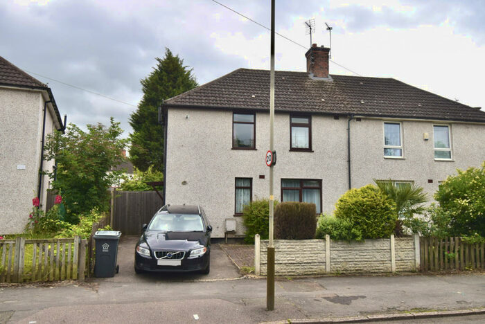 3 Bedroom Semi-Detached House To Rent In The Newry, Leicester, LE2