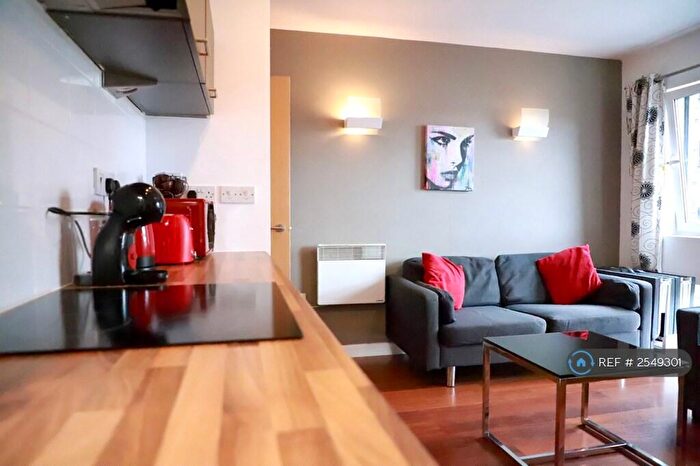 1 Bedroom Flat To Rent In Upper Allen Street, Sheffield, S3