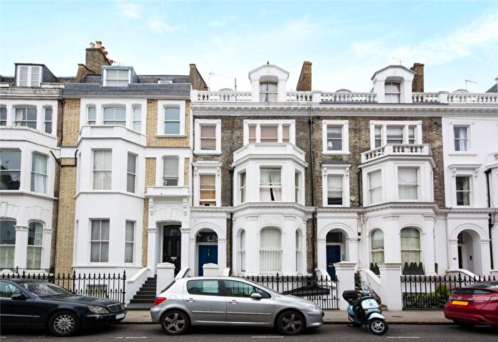 Flat To Rent In Coleherne Road, Earls Court, SW10