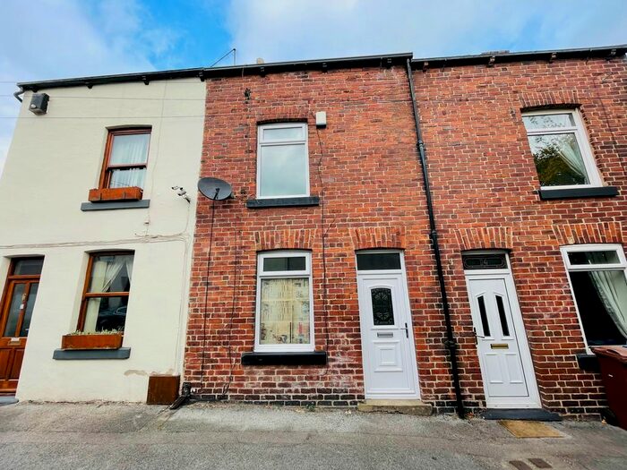 2 Bedroom Terraced House To Rent In Henshall Street, Barnsley S70