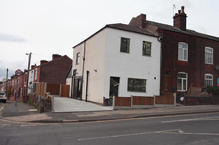 5 Bedroom End Of Terrace House To Rent In Partington Lane, Swinton, Manchester, M27