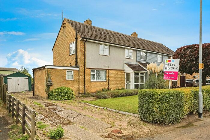 3 Bedroom Semi-Detached House For Sale In Hillfield, Foxton, Cambridge, CB22