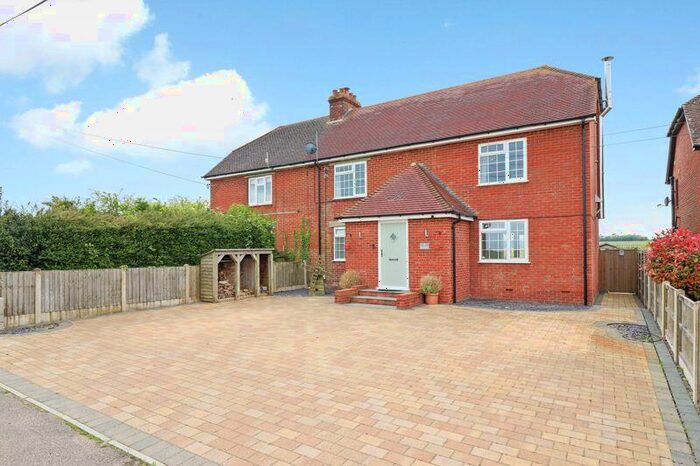 5 Bedroom Semi-Detached House For Sale In Adisham Road, Canterbury, CT4