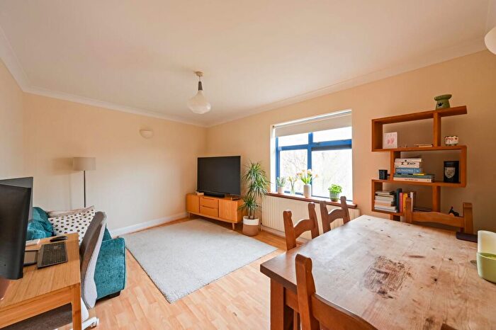 1 Bedroom Flat To Rent In Casson Street, Shoreditch, London, E1