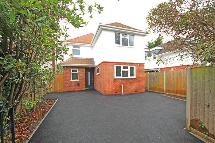3 Bedroom Detached House To Rent In Colemore Road, Bournemouth, BH7