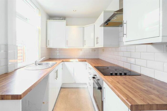 3 Bedroom Detached House To Rent In Clarence Street, Nuneaton, CV11