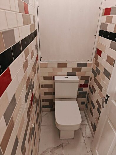 3 Bedroom Flat To Rent In Hitherlands, Little Dimocks, London, SW12