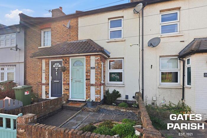 2 Bedroom Terraced House For Sale In Abbs Cross Lane, Hornchurch, RM12
