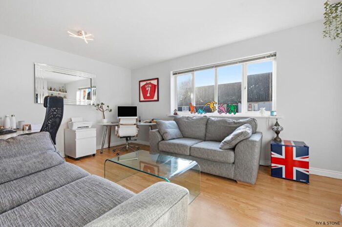 5 Bedroom Semi-Detached House For Sale In Flitch Green, Dunmow, Essex, CM6