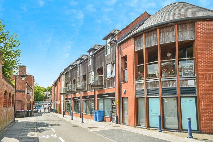 1 Bedroom Flat For Sale In Snuff Street, Devizes, SN10