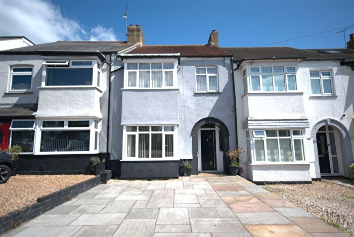3 Bedroom Terraced House To Rent In Elmsleigh Drive, Leigh-On-Sea, SS9