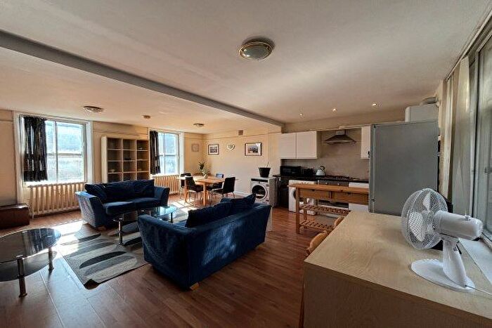 1 Bedroom Flat To Rent In Mosley Street, Newcastle Upon Tyne, NE1