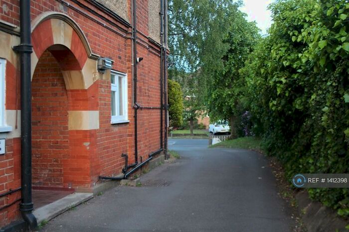 2 Bedroom Maisonette To Rent In Murray Road, Northwood, HA6